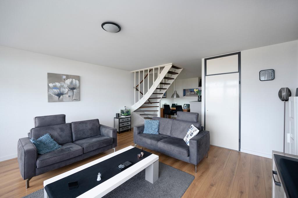Aïdaplein 59 , 2402 SZ Alphen aan den rijn 1